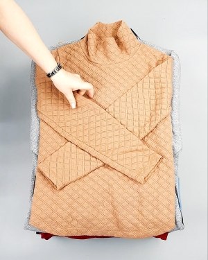 Фотография  697 - SWEATSHIRT CAN 084#10 кг, ЛОТ №7619 оптом в Вологде и Вологодской области