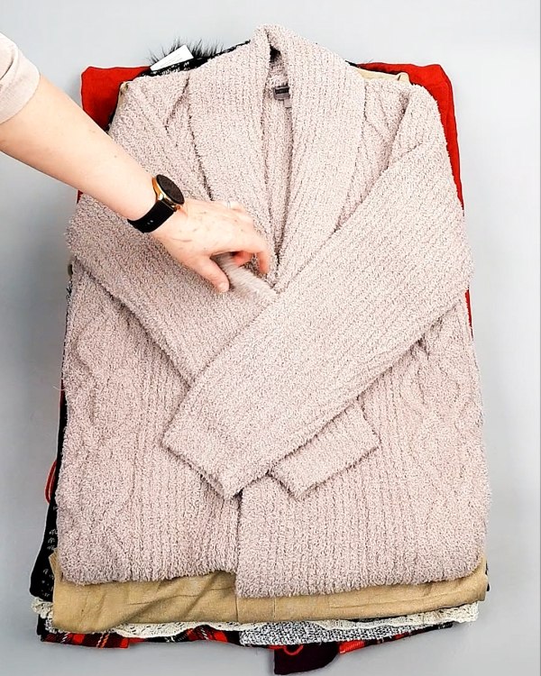 Фотография  639 - Кардиганы СТОК CAN 084#7 кг, ЛОТ №7672 оптом в Вологде и Вологодской области