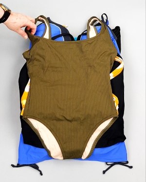 Фотография  219 - Купальники СТОК CAN 124#5 кг, ЛОТ №7689 оптом в Вологде и Вологодской области