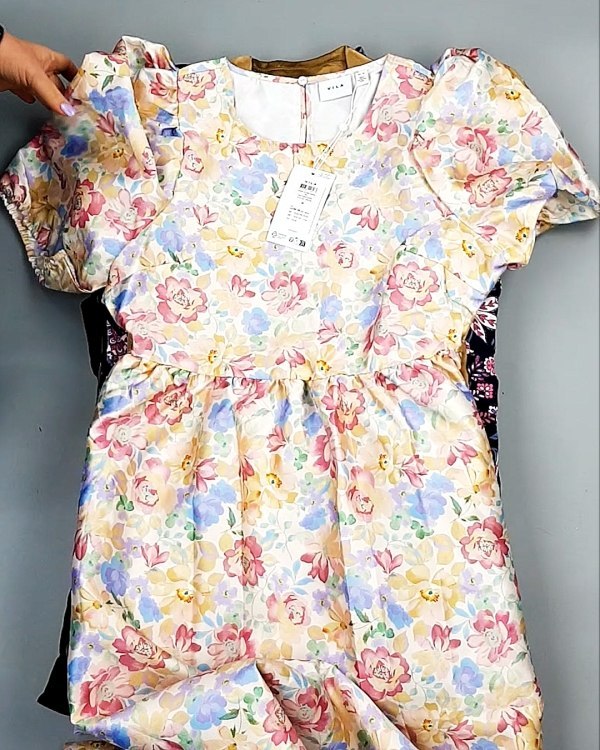 Фотография  740 - Платья VILA Summer 104#5 кг, ЛОТ №7837 оптом в Вологде и Вологодской области