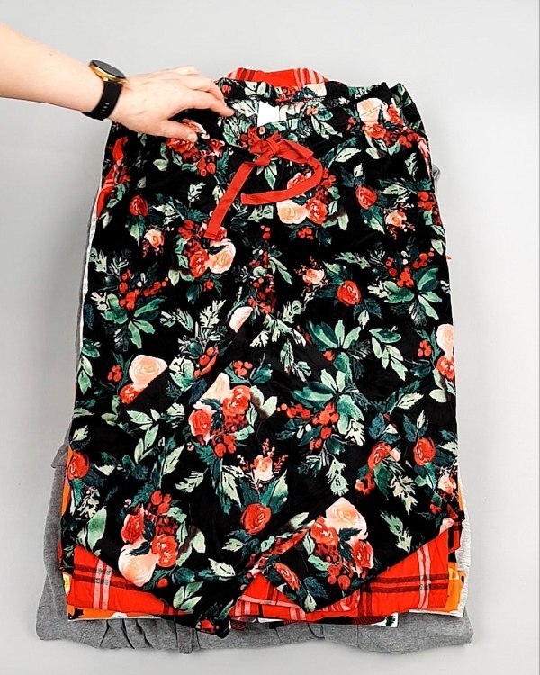 Фотография  545 - Домашняя одежда м/ж AMAZON 015#7 кг, ЛОТ №7782 оптом в Вологде и Вологодской области