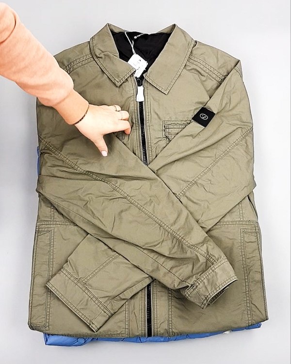 Фотография  738 - Верхняя одежда весна TOM TAILOR 124#7,8 кг, ЛОТ №7581 оптом в Вологде и Вологодской области