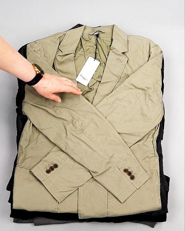 Фотография  686 - Пиджаки муж AMAZON 015#7,2 кг, ЛОТ №7770 оптом в Вологде и Вологодской области