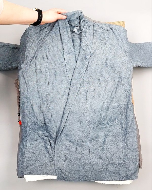 Фотография  101 - Кардиганы СТОК CAN 084#7 кг, ЛОТ №7673 оптом в Вологде и Вологодской области