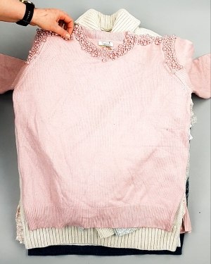 Фотография  927 - Джемпера СТОК CAN 084#7 кг, ЛОТ №7650 оптом в Вологде и Вологодской области