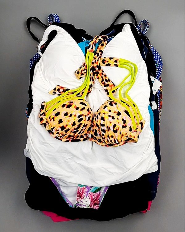 Фотография  819 - Купальники СТОК CAN 124#5 кг, ЛОТ №7688 оптом в Вологде и Вологодской области