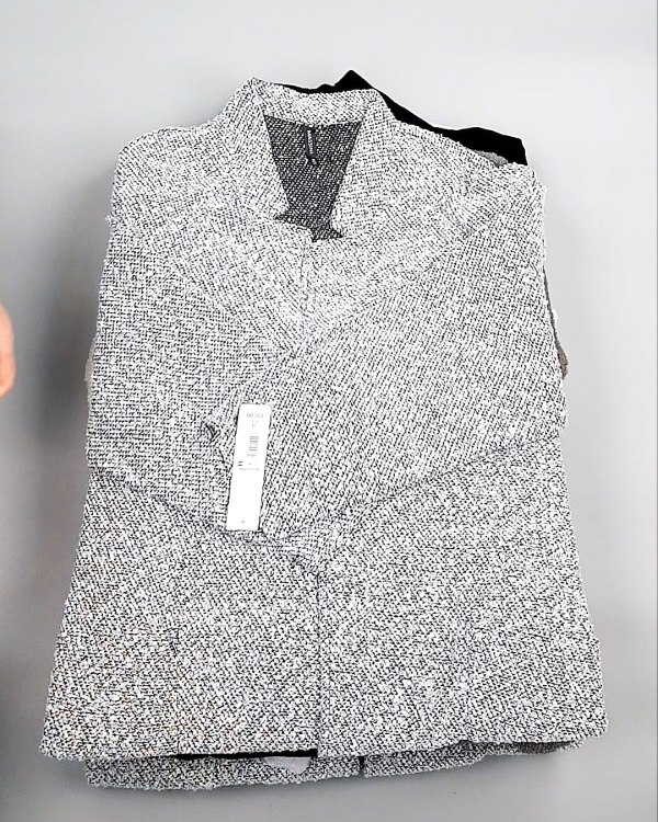 Фотография  658 - Кардиганы СТОК CAN 084#7 кг, ЛОТ №7671 оптом в Вологде и Вологодской области