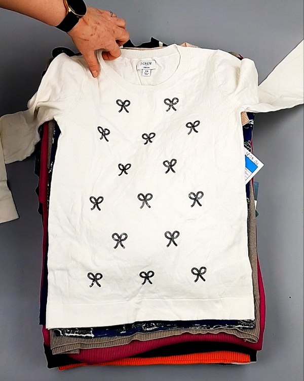 Фотография  107 - Джемпера легкие СТОК CAN 084#7 кг, ЛОТ №7633 оптом в Вологде и Вологодской области