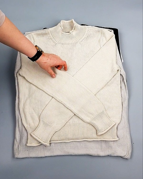 Фотография  273 - Джемпера СТОК CAN 084#7 кг, ЛОТ №7649 оптом в Вологде и Вологодской области