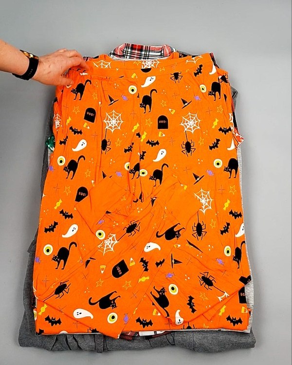 Фотография  535 - Домашняя одежда м/ж AMAZON 015#7 кг, ЛОТ №7782 оптом в Вологде и Вологодской области