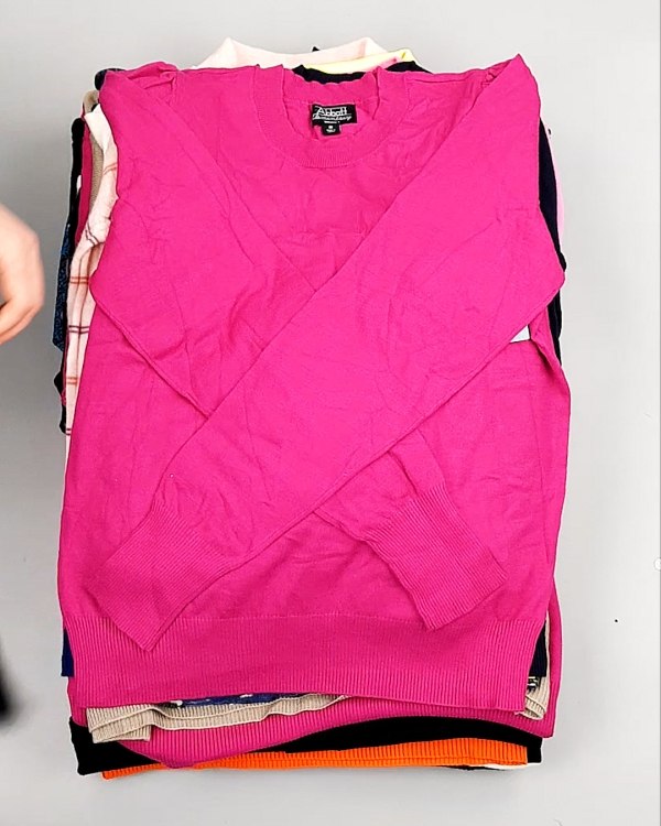 Фотография  801 - Джемпера легкие СТОК CAN 084#7 кг оптом в Вологде и Вологодской области