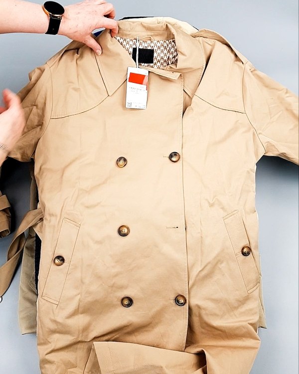 Фотография  102 - Ветровки м/ж C&A 025#10 кг, ЛОТ №7864 оптом в Вологде и Вологодской области