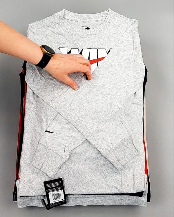 Фотография  447 - Тонковки детские NIKE CAN 084#5 кг, ЛОТ №7970 оптом в Вологде и Вологодской области