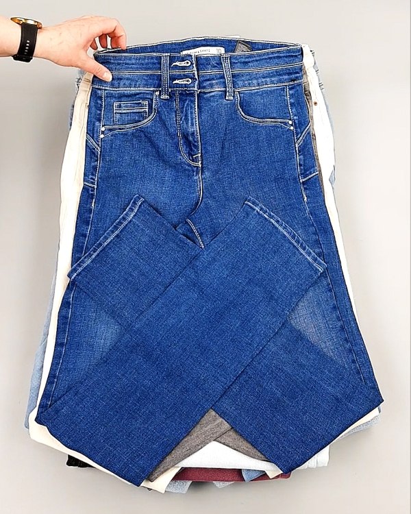 Фотография  774 - Джинсы NEXT Women#10 кг, ЛОТ №8034 оптом в Вологде и Вологодской области