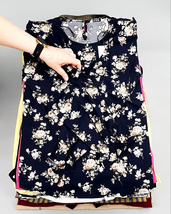 Фотография  530 - DK, Bestseller + Summer mix#15 кг, ЛОТ №7926 оптом в Вологде и Вологодской области