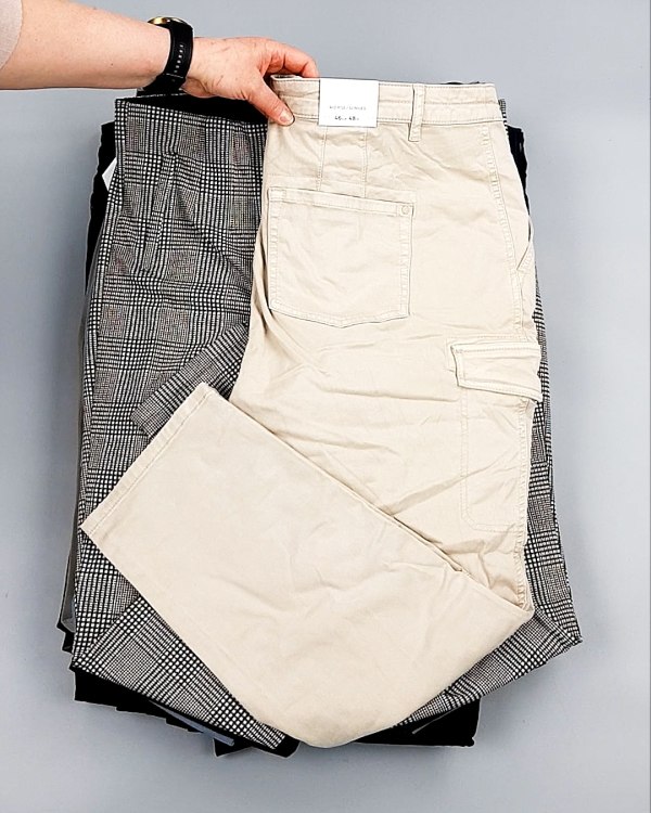 Фотография  115 - Брюки женские лето C&A 025#10 кг, ЛОТ №7895 оптом в Вологде и Вологодской области