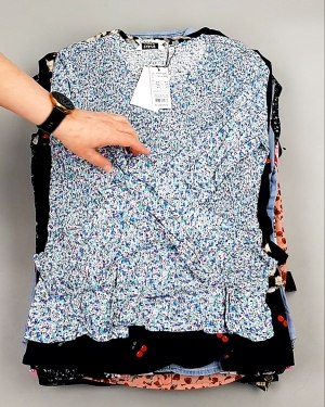 Фотография  464 - Блузки Bestseller 44#5 кг оптом в Вологде и Вологодской области