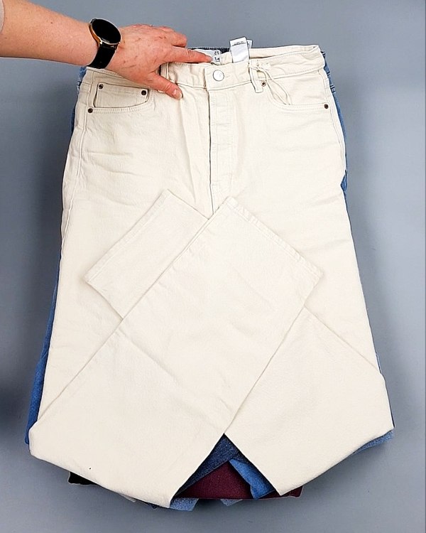 Фотография  834 - Джинсы NEXT Women#10 кг, ЛОТ №8034 оптом в Вологде и Вологодской области