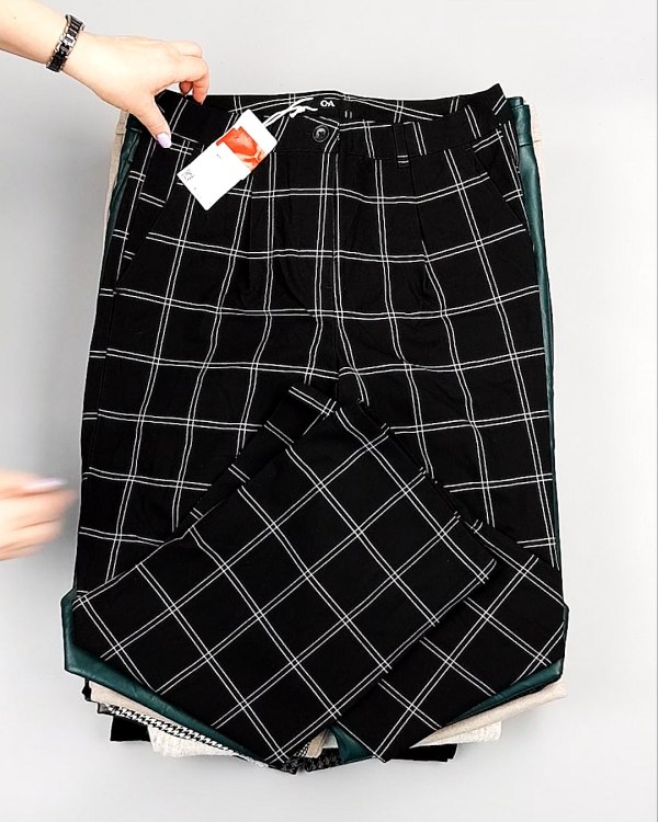 Фотография  370 - Брюки женские зима C&A 025#10 кг, ЛОТ №7911 оптом в Вологде и Вологодской области