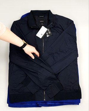 Фотография  871 - Ветровки м/ж C&A 025#10 кг, ЛОТ №7865 оптом в Вологде и Вологодской области