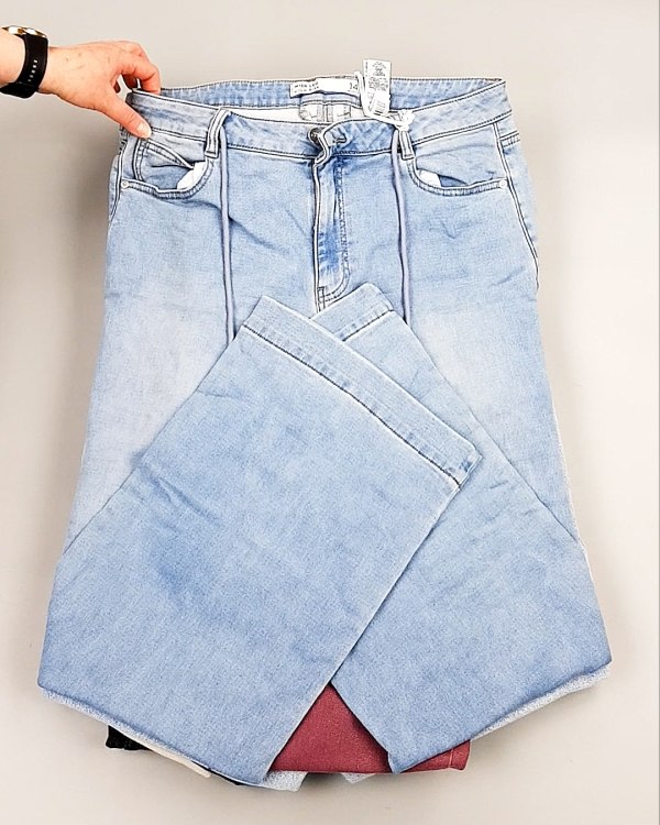 Фотография  738 - Джинсы NEXT Women#10 кг, ЛОТ №8034 оптом в Вологде и Вологодской области