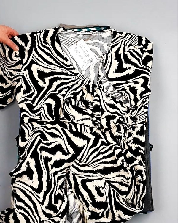 Фотография  928 - Платья Bestseller+DK Summer 035#5 кг, ЛОТ №8059 оптом в Вологде и Вологодской области