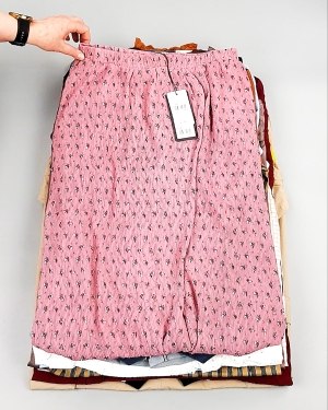 Фотография  625 - DK, Bestseller + Summer mix#15 кг, ЛОТ №7926 оптом в Вологде и Вологодской области