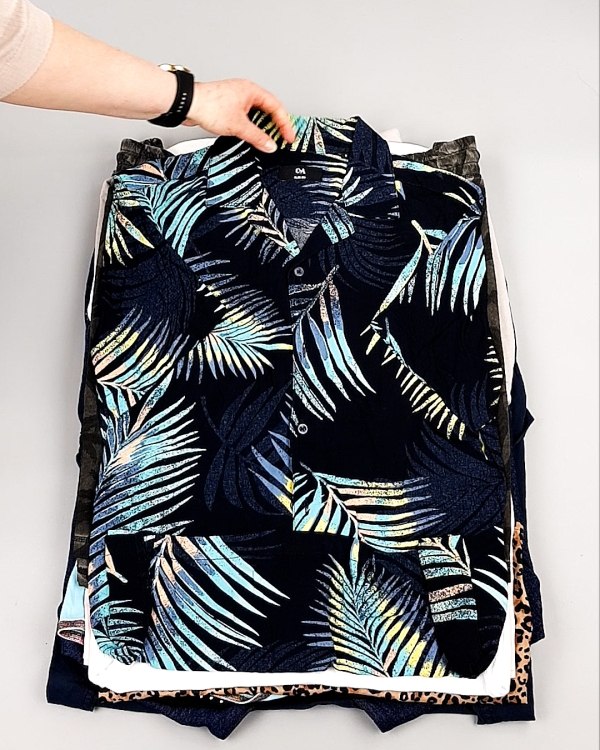 Фотография  736 - C&A Summer mix 022024#15 кг, ЛОТ №7919 оптом в Вологде и Вологодской области