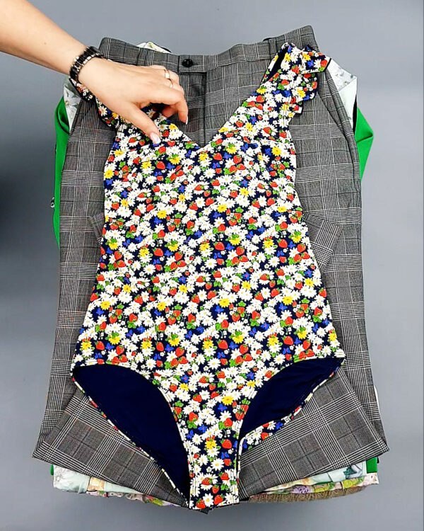 Фотография  123 - OTHER STORIES mix 06 B 035#15 кг, ЛОТ №8192 оптом в Вологде и Вологодской области