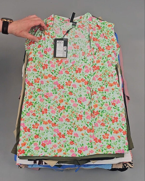 Фотография  192 - PIECES Summer mix 045#15 кг, ЛОТ №8421 оптом в Вологде и Вологодской области