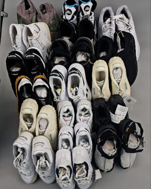 Купить Кроссовки Reebok#23 шт, ЛОТ №8895 оптом в Вологде и Вологодской области