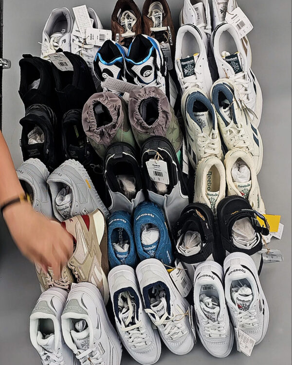 Фотография  649 - Кроссовки Reebok#23 шт, ЛОТ №8896 оптом в Вологде и Вологодской области