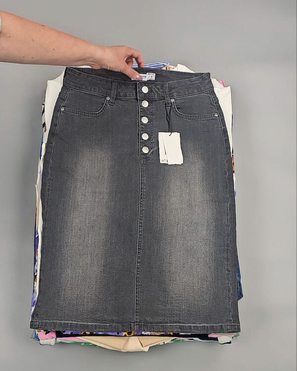 Фотография  676 - B.YOUNG Summer mix 045#17 кг оптом в Вологде и Вологодской области