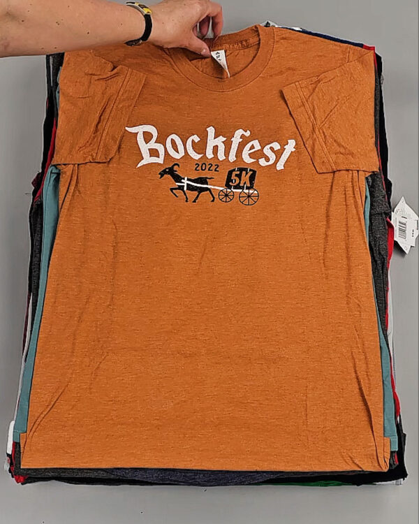 Фотография  605 - Футболки СТОК CAN 084#5 кг, ЛОТ №9000 оптом в Вологде и Вологодской области