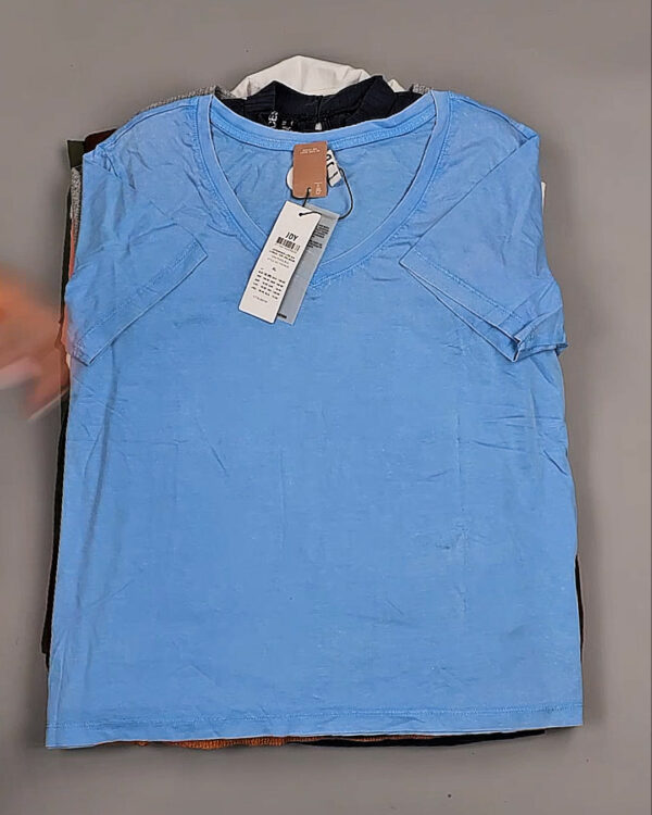 Фотография  844 - Футболки DK COMPANY 045 B#5 кг, ЛОТ №9084 оптом в Вологде и Вологодской области