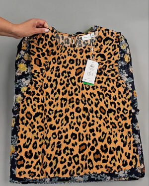 Фотография  812 - Блузки+Джемпера Bestseller Summer 045 B#8,5 кг, ЛОТ №9039 оптом в Вологде и Вологодской области