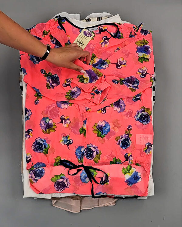 Фотография  995 - Блузки Корея 085#5 кг оптом в Вологде и Вологодской области