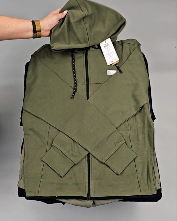 Фотография  416 - Мужской зимний микс JACK JONES, 20 кг, ЛОТ № СТ-9266 оптом в Вологде и Вологодской области