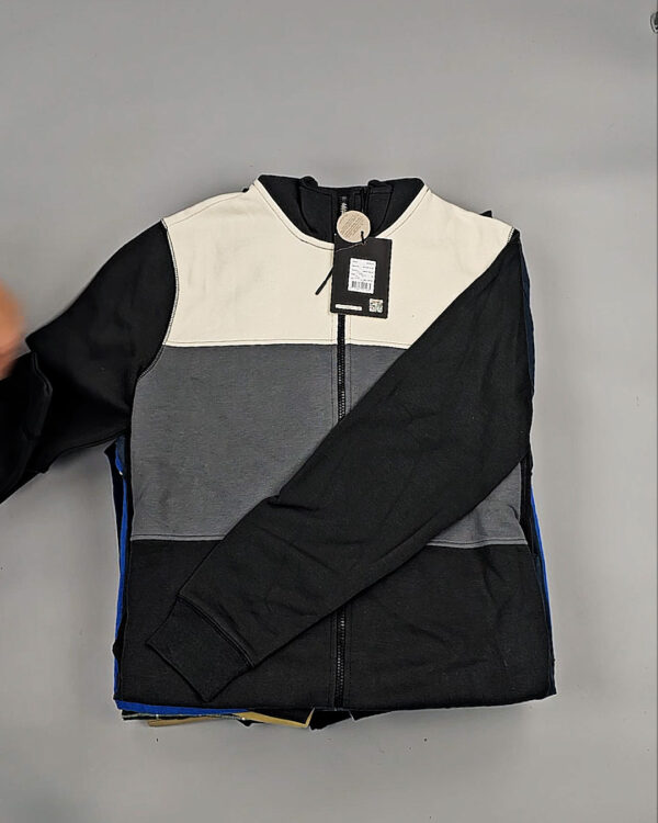 Фотография  942 - Мужской зимний микс Blend He, 20 кг, ЛОТ №СТ-9253 оптом в Вологде и Вологодской области