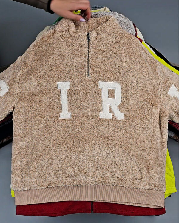 Фотография  370 - Флис#20 кг, ЛОТ № СХ-0176 оптом в Вологде и Вологодской области