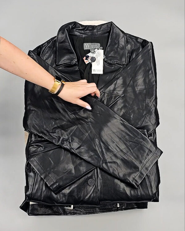 Фотография  865 - Ветровки женские CAN 104#11,5 кг, ЛОТ СТ-9402 оптом в Вологде и Вологодской области