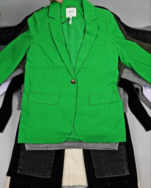 Фотография  253 - Bestseller Winter mix 104#15 кг, ЛОТ № СТ-9526 оптом в Вологде и Вологодской области