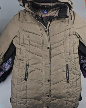 Фотография  675 - Куртки#25 кг, ЛОТ № СХ-0169 оптом в Вологде и Вологодской области