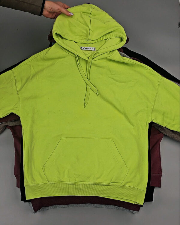 Фотография  715 - Толстовки#10 кг, ЛОТ № СХ-0152 оптом в Вологде и Вологодской области