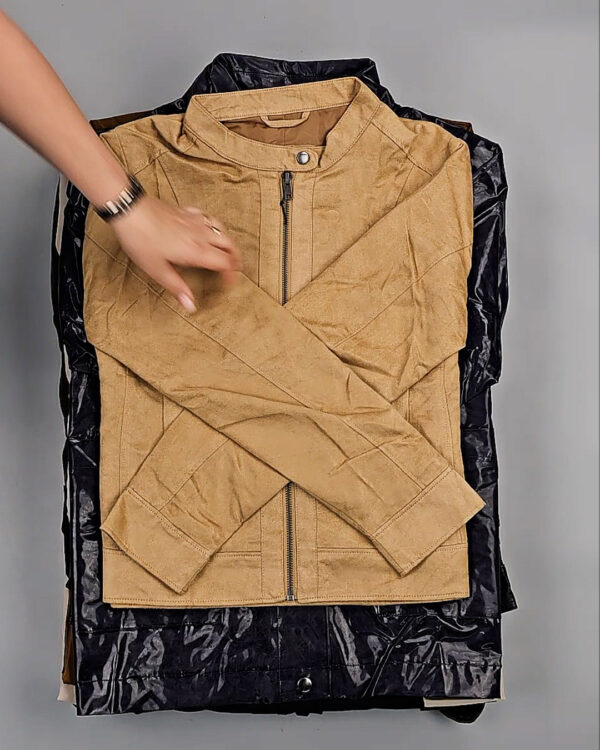 Фотография  866 - Ветровки Bestseller+DK 035#10 кг, ЛОТ СТ-9396 оптом в Вологде и Вологодской области