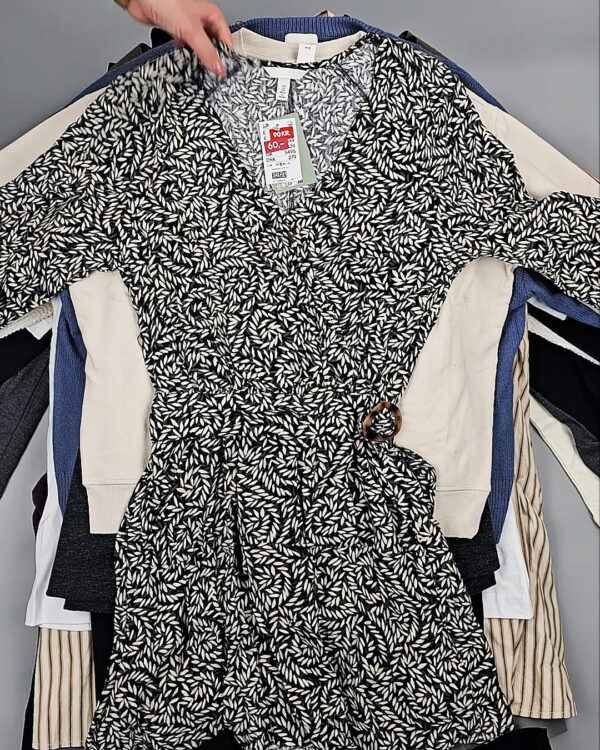 Фотография  977 - H&M A/W Women mix 095#15 кг, ЛОТ № СТ-9549 оптом в Вологде и Вологодской области