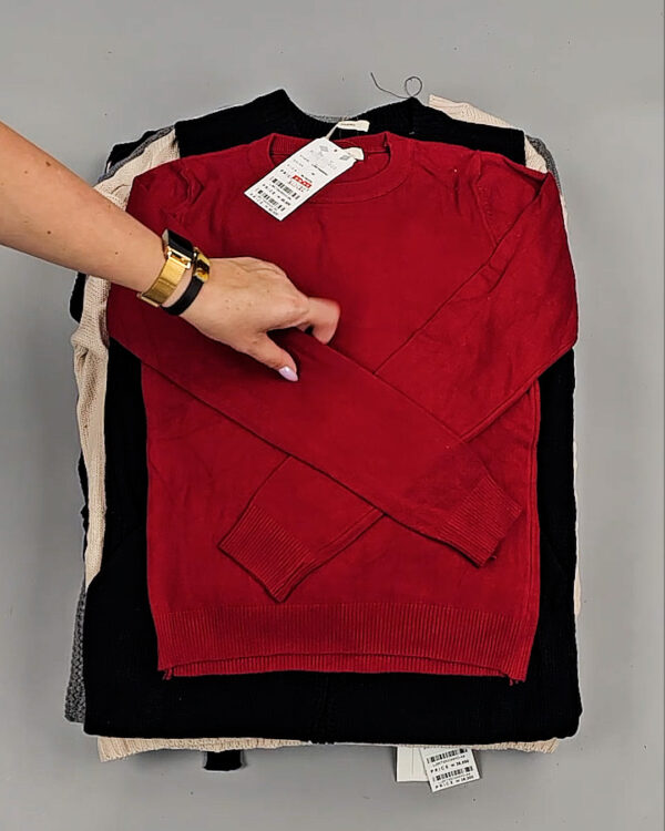 Фотография  722 - Джемпера Корея 085#7 кг, ЛОТ СТ-9415 оптом в Вологде и Вологодской области