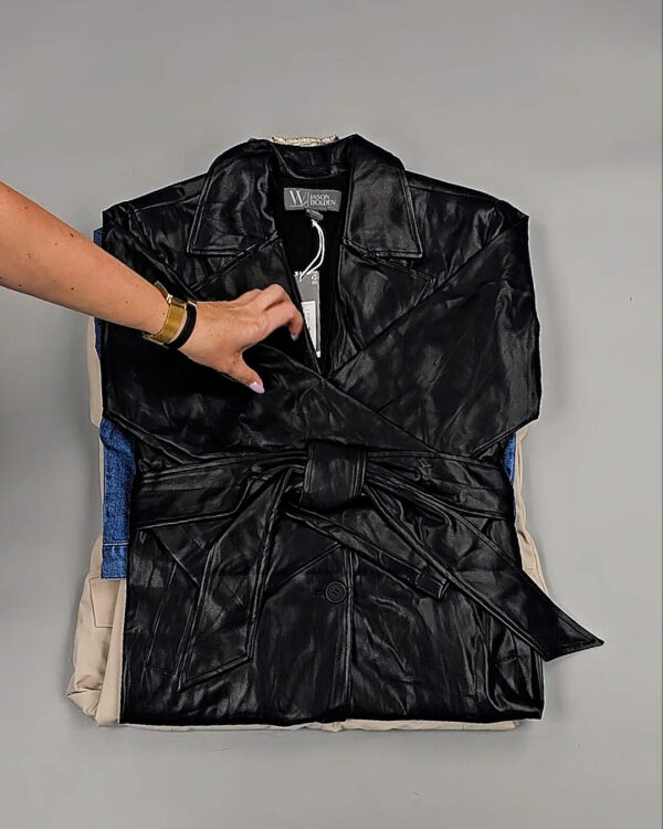 Фотография  975 - Ветровки женские CAN 104#12,4 кг, ЛОТ СТ-9403 оптом в Вологде и Вологодской области