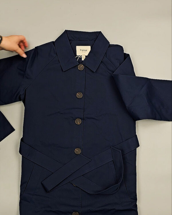 Фотография  750 - Ветровки Bestseller+DK 035#10 кг, ЛОТ СТ-9399 оптом в Вологде и Вологодской области