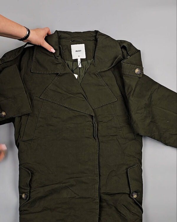 Фотография  246 - Ветровки Bestseller+DK 035#10 кг, ЛОТ СТ-9396 оптом в Вологде и Вологодской области